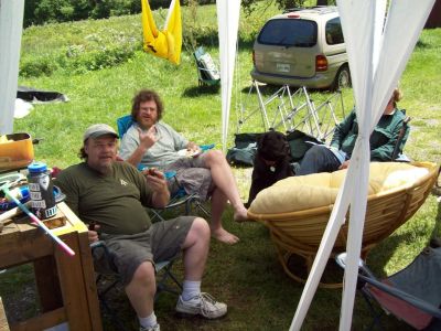 RAT and Lowrider 
Chillin' on Monday after HairntFest

