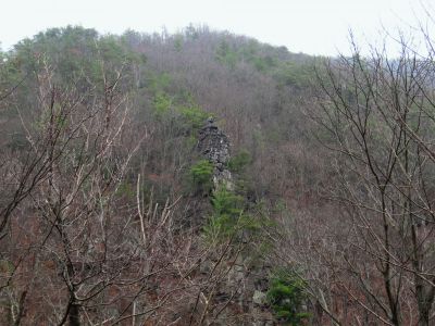 Trail To Devils Creek
Cliffs across the Nolichucky River,
December, 10, 2011
