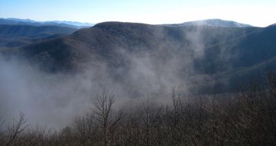 View From Middle Spring Ridge
Clouds rolling through the Rocky Fork, 
looking towards Flint Mountain.
Middle Spring Ridge Trail,
December 17, 2011
