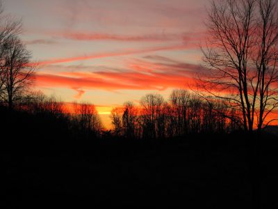 Sunset
Devils Fork Gap...
Viking Mountain in the distance.
November, 2010
