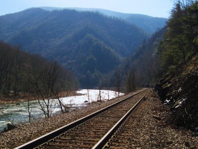 Nolichucky River Gorge
Devils Creek Valley is up ahead, and to the right.
2-6-2011
