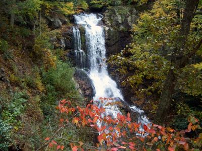 Spivey Falls (middle)
Photo by Rat
10-18-2009
